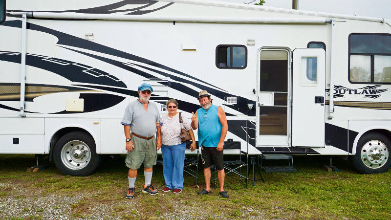 Marion, Linda and Rejean at Boondockers Welcome free rv camping. SchoolmarmandGpa, Fort Myers Florida